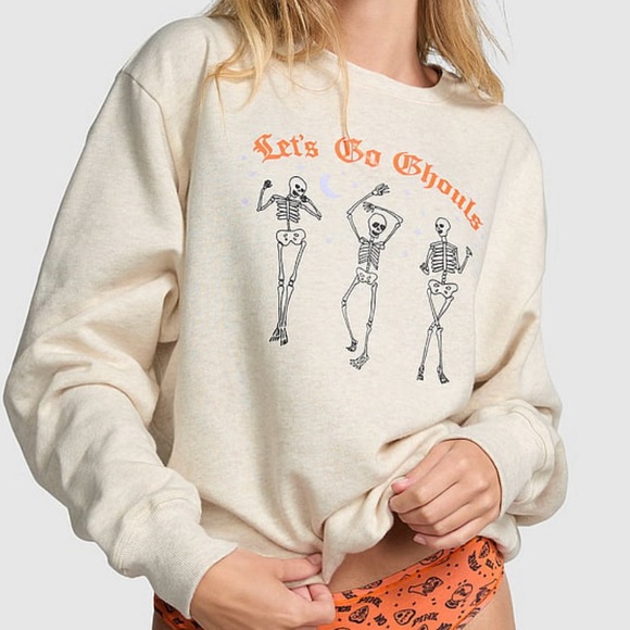 VS PINK Ivy Fleece Classic Crew Sweatshirt - Picture 2 of 4